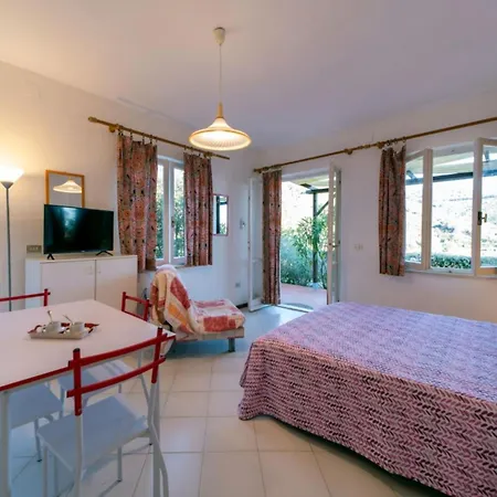 Appartamenti Vista Su Morcone Capoliveri  Chambre photo