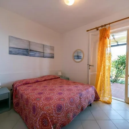 Appartamenti Vista Su Morcone Capoliveri  Chambre photo