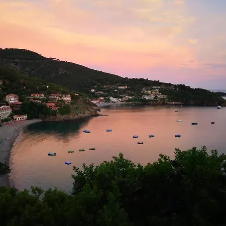 Appartamenti Vista Su Morcone Capoliveri  Extérieur photo